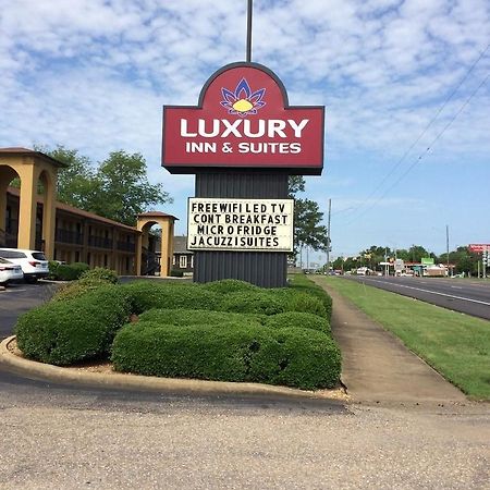 Luxury Inn & Suites Selma Bagian luar foto